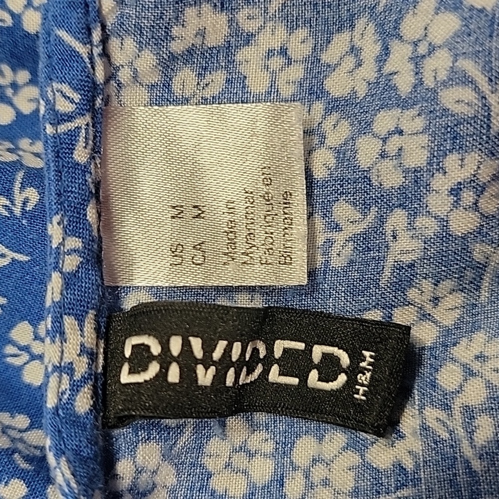 H&M DIvided Size M Blue White Floral Halter Top Shorts Romper, Exc. Used Cond. - Picture 12 of 13